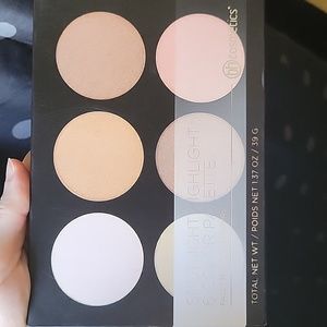 BH Cosmetics Highlighter Palette